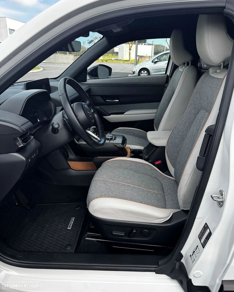 Mazda MX-30 e-SKYACTIV First Edition+Vintage Leatherette - 3
