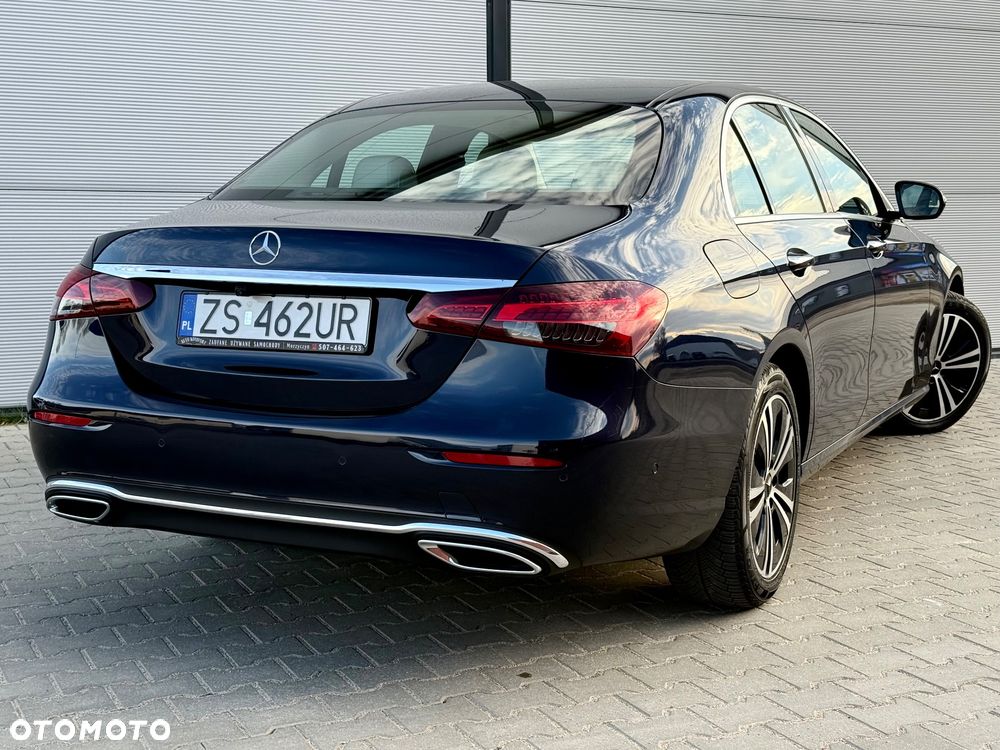 Mercedes-Benz Klasa E 300 9G-TRONIC - 17