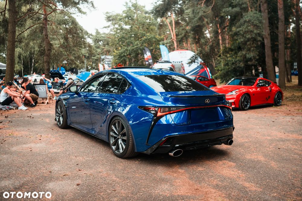 Lexus IS - 4