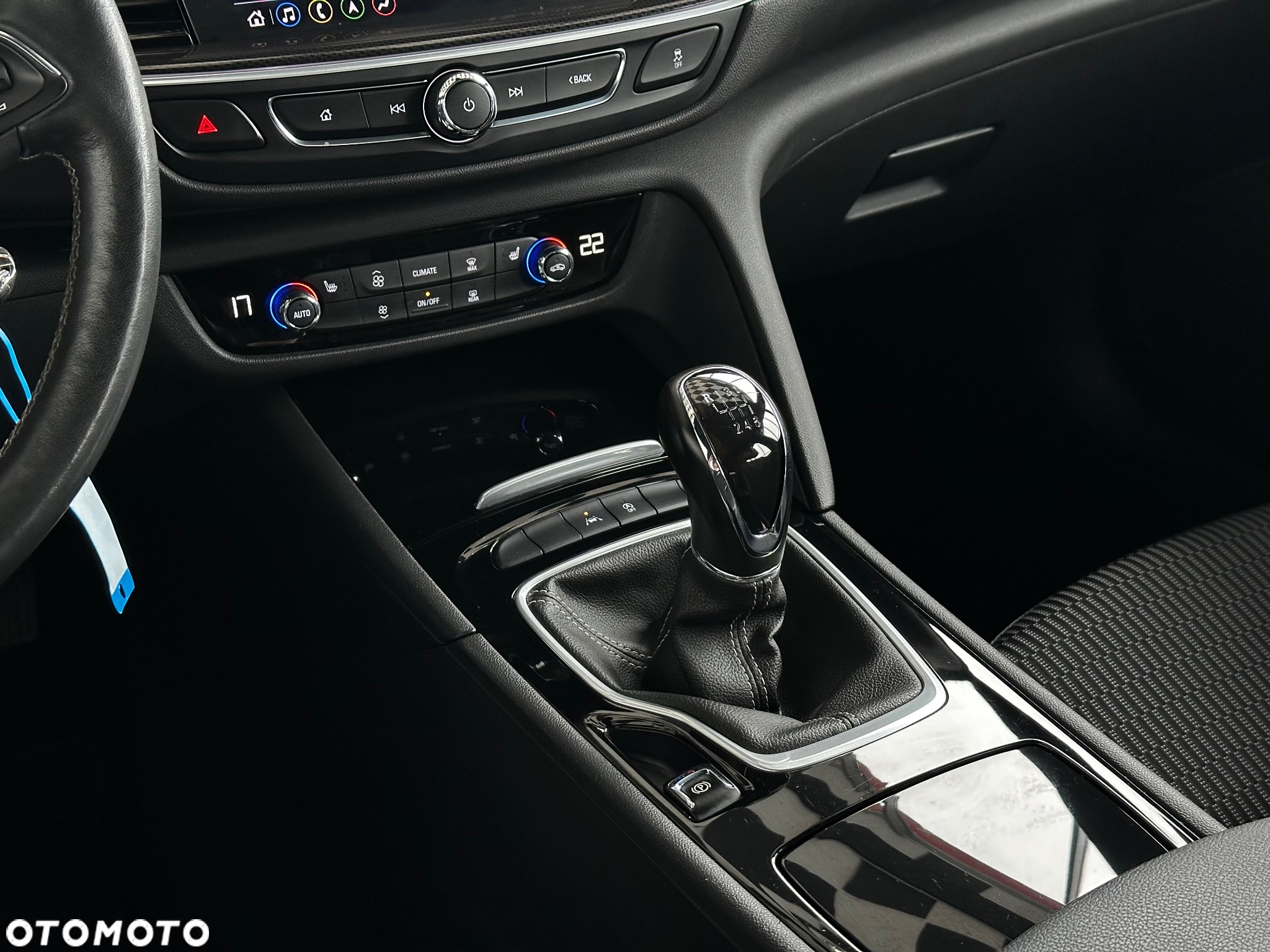 Opel Insignia - 29