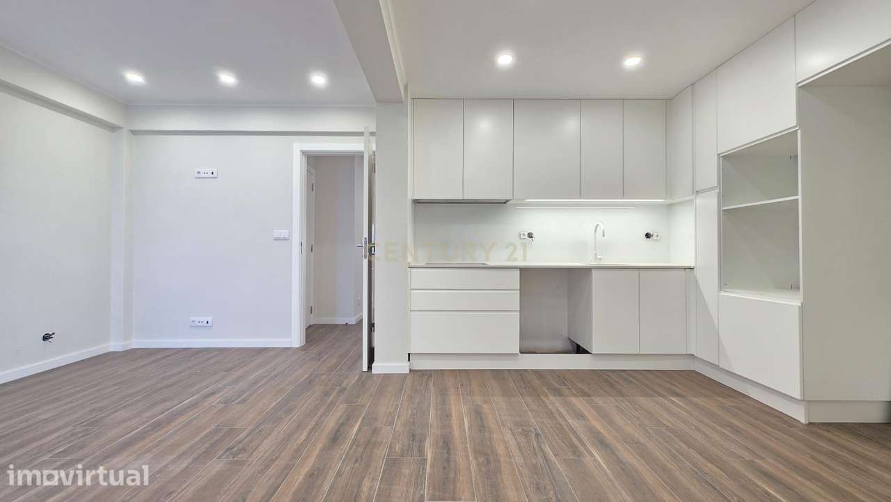 Apartamento T2 Remodelado | Casal de São Brás – Amadora - Grande imagem: 3/26