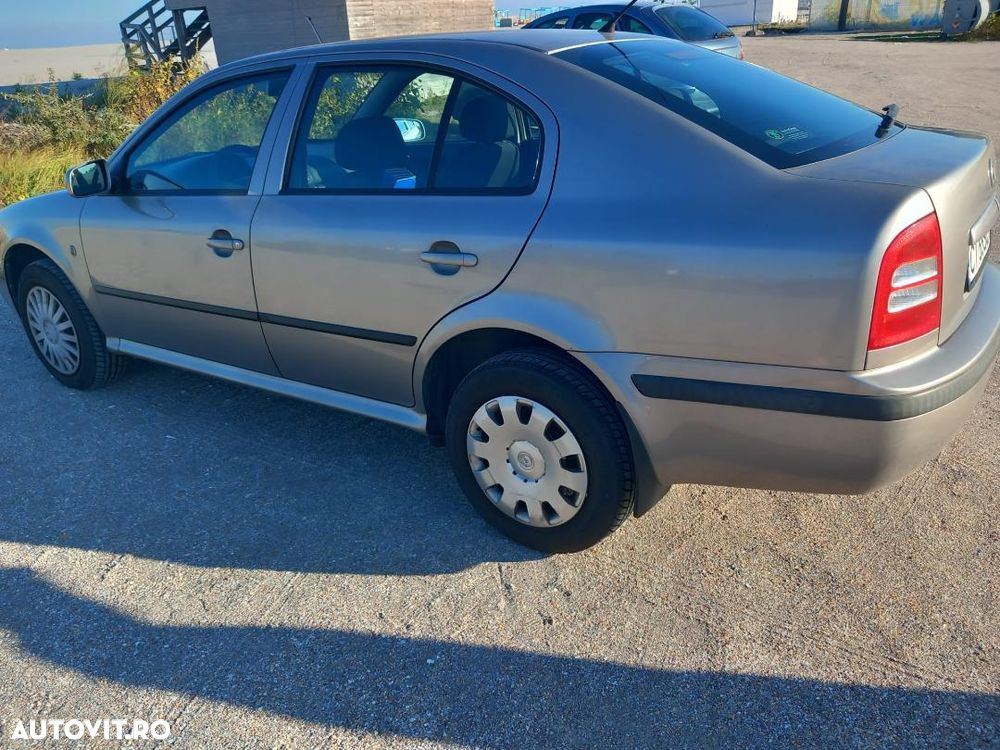 Skoda Octavia Tour 1.6 - 2