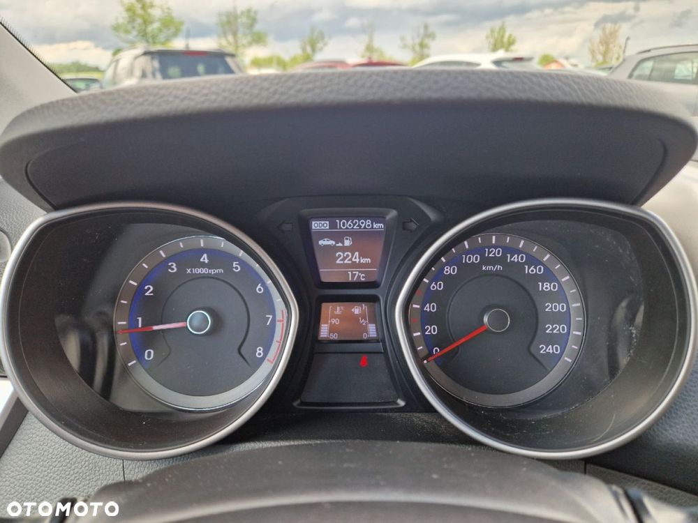 Hyundai i30 blue 1.4 Passion - 11