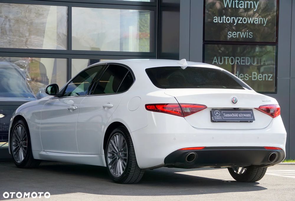 Alfa Romeo Giulia 2.0 Turbo Super - 8