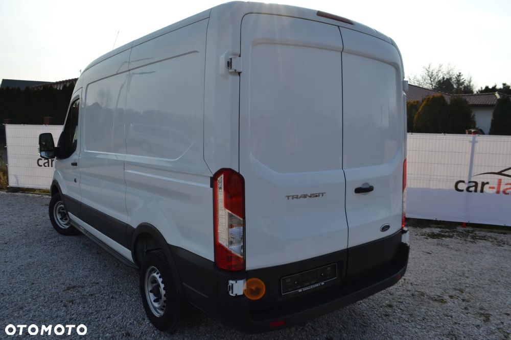 Ford Transit - 11