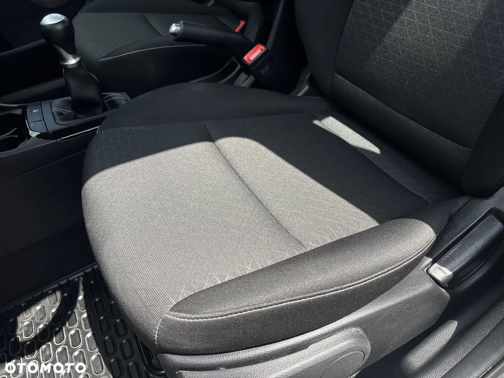 Kia Picanto 1.2 L - 13
