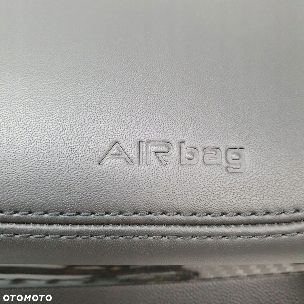 GIULIA DESKA KONSOLA PODUSZKI PASY AIRBAG - 5