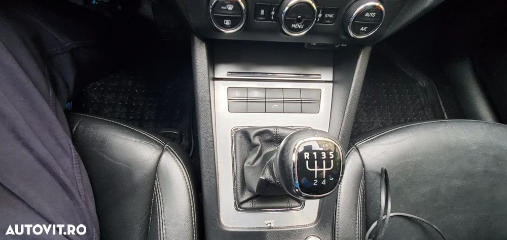 Skoda Octavia - 8