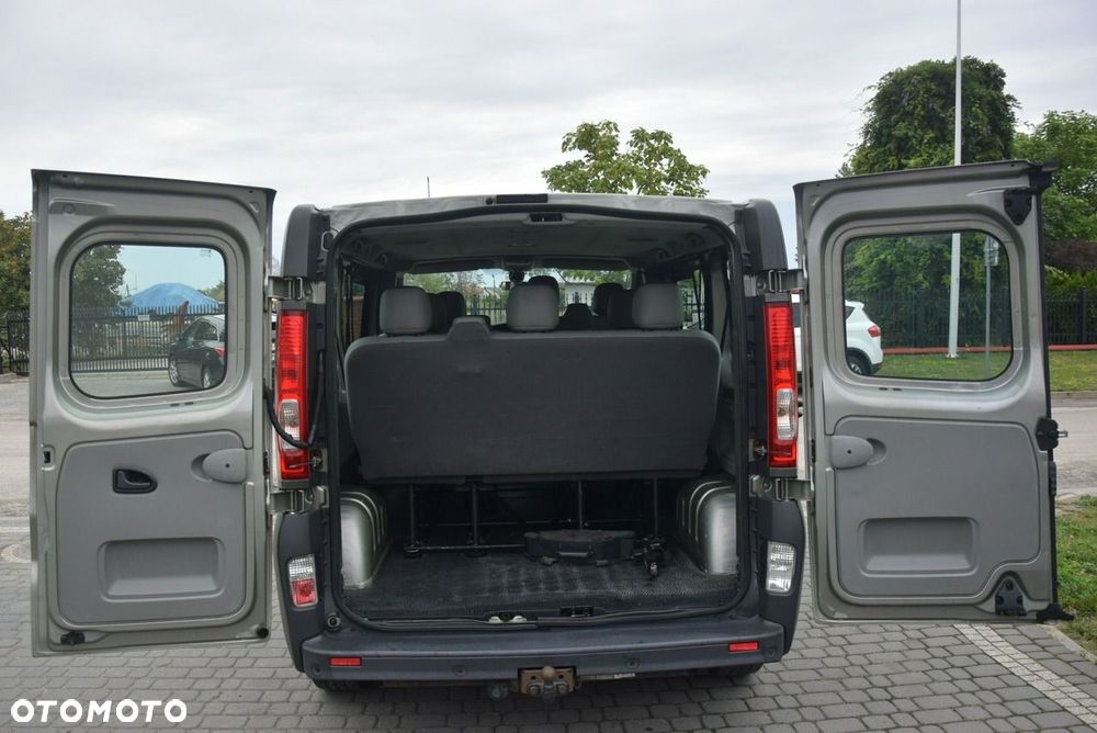 Opel Vivaro - 17