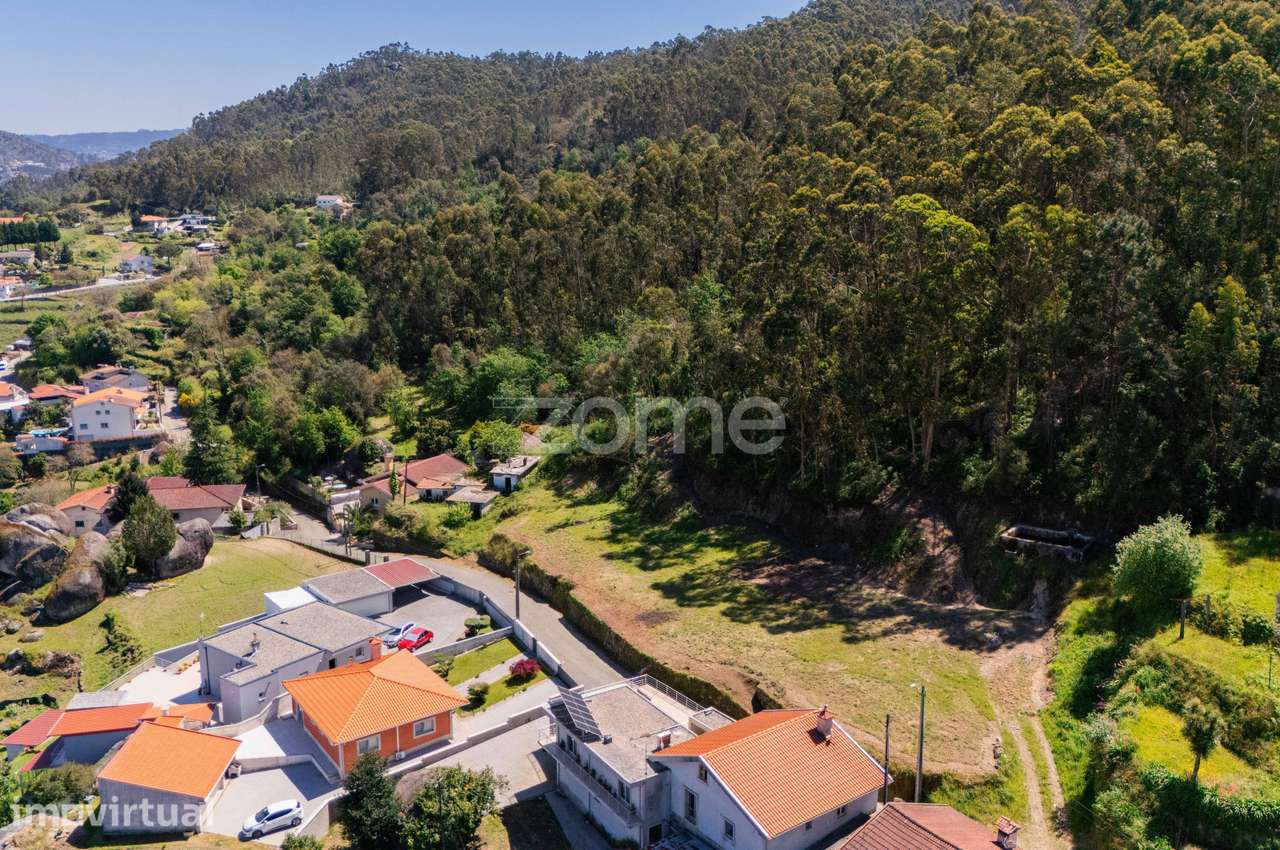 Moradia Térrea e Terreno para Construção com 950 m² – Martim, Braga... - Grande imagem: 5/25
