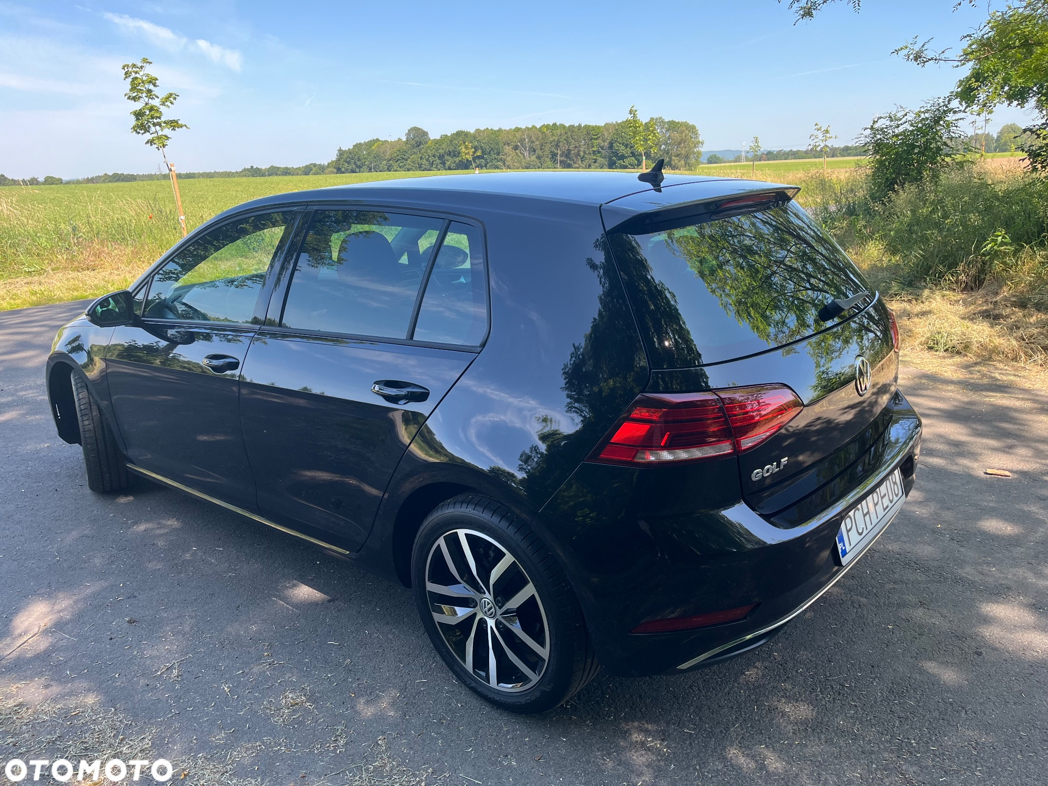 Volkswagen Golf - 3
