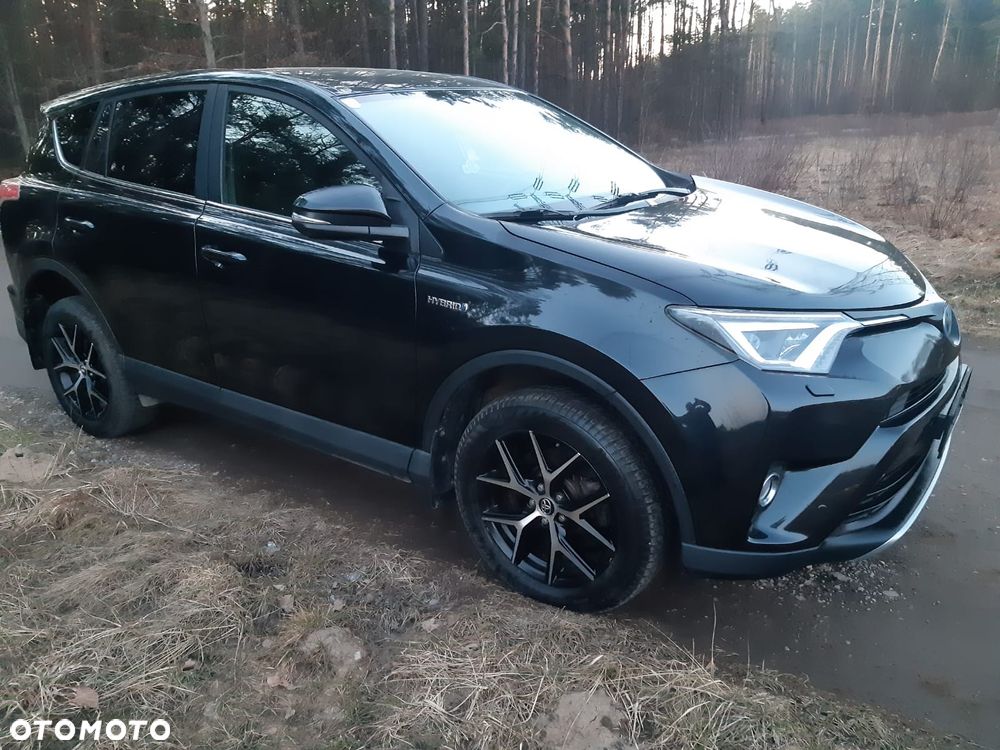 Toyota RAV4 - 4