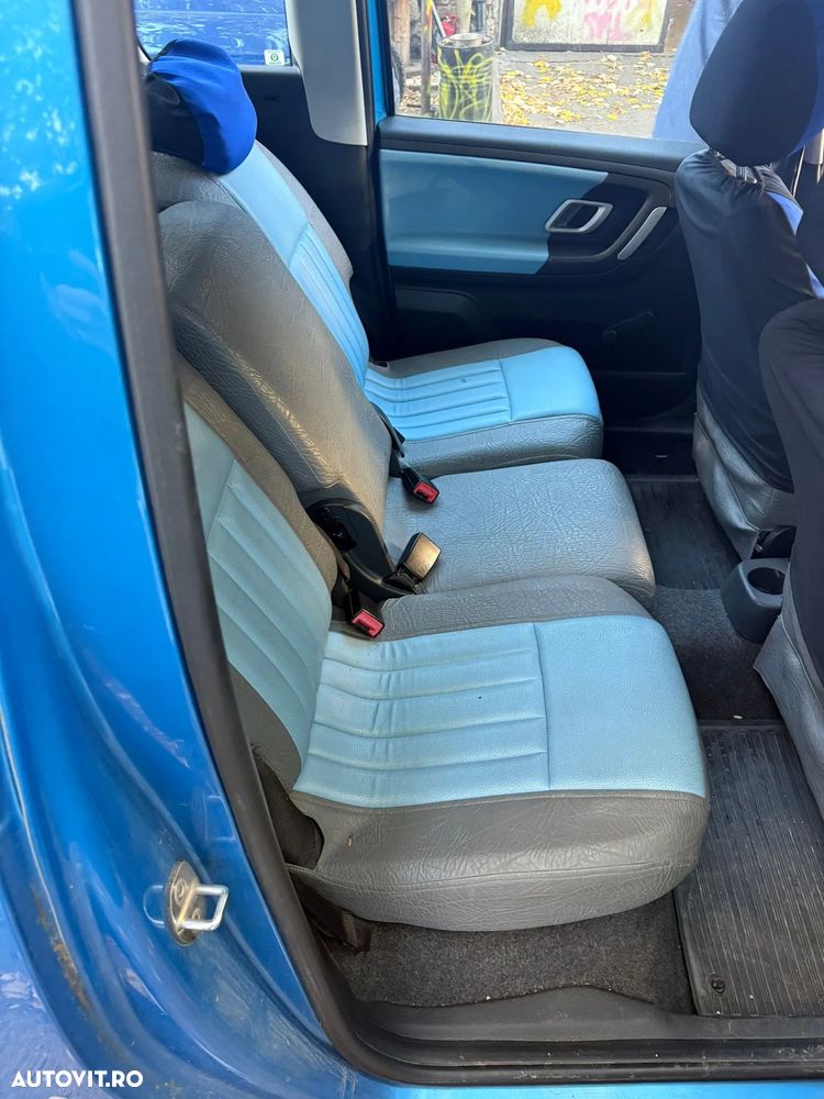 Dezmembrez Skoda Roomster albastru 1,6 benzina BTS 2007 - 6