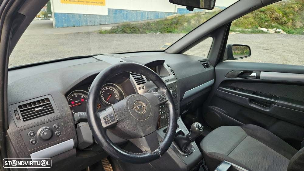 Opel Zafira 1.9 CDTI Enjoy - 15