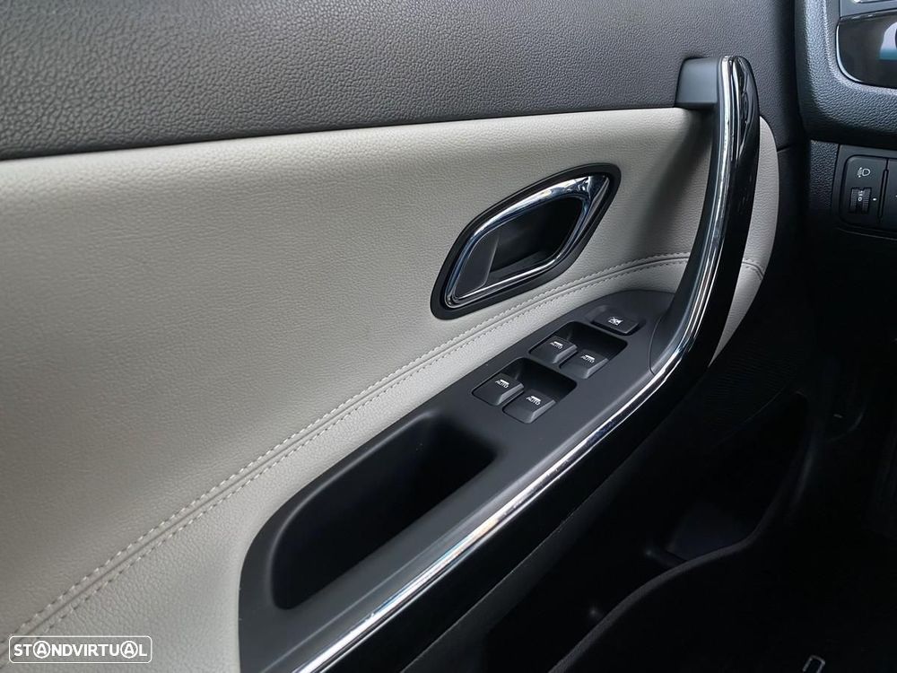 Kia Ceed SW 1.6 CRDi TX - 32