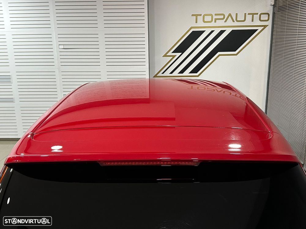 VW Golf 2.0 GTI adidas - 18