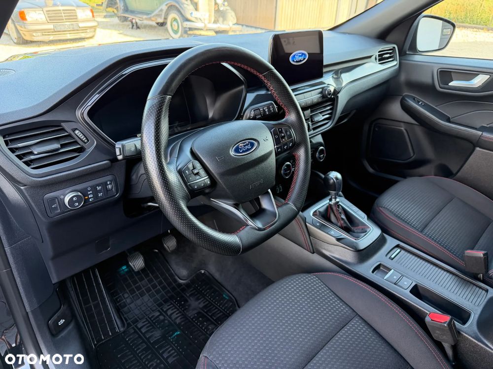 Ford Kuga 1.5 EcoBoost FWD ST-Line - 12