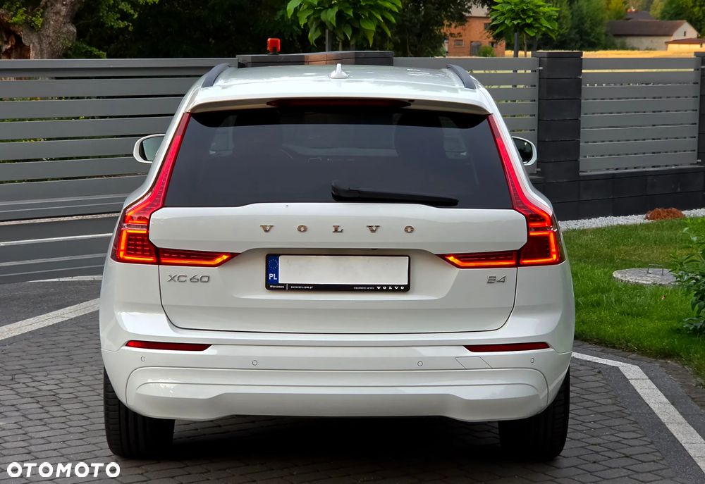 Volvo XC 60 B4 B Momentum Pro - 10