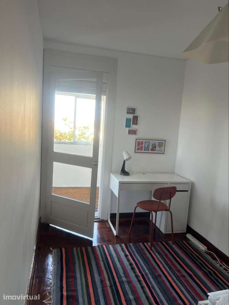Quarto - localizado em Olivais Lisbon - Grande imagem: 2/11
