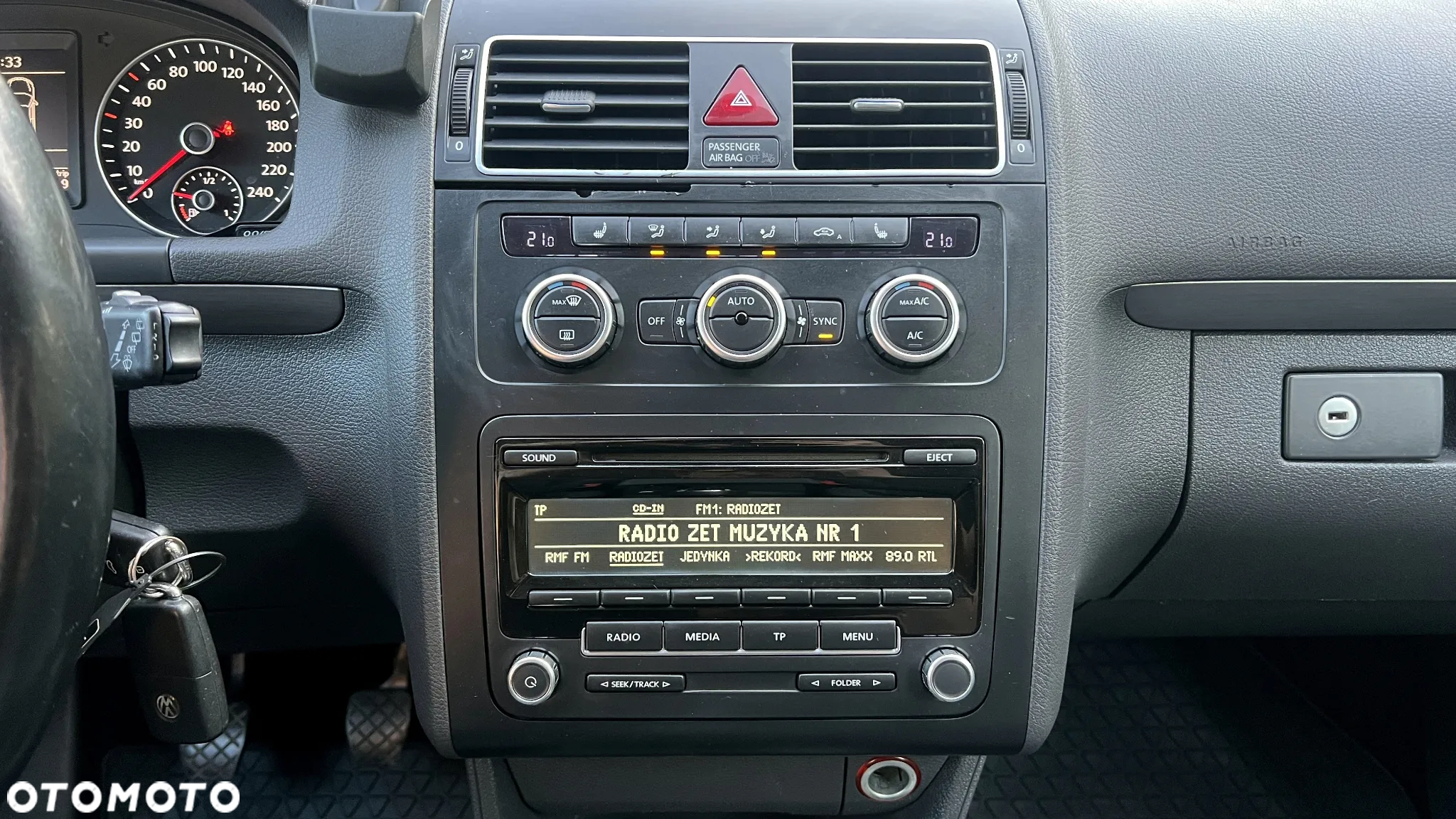 Volkswagen Touran 1.6 TDI DPF Comfortline - 21
