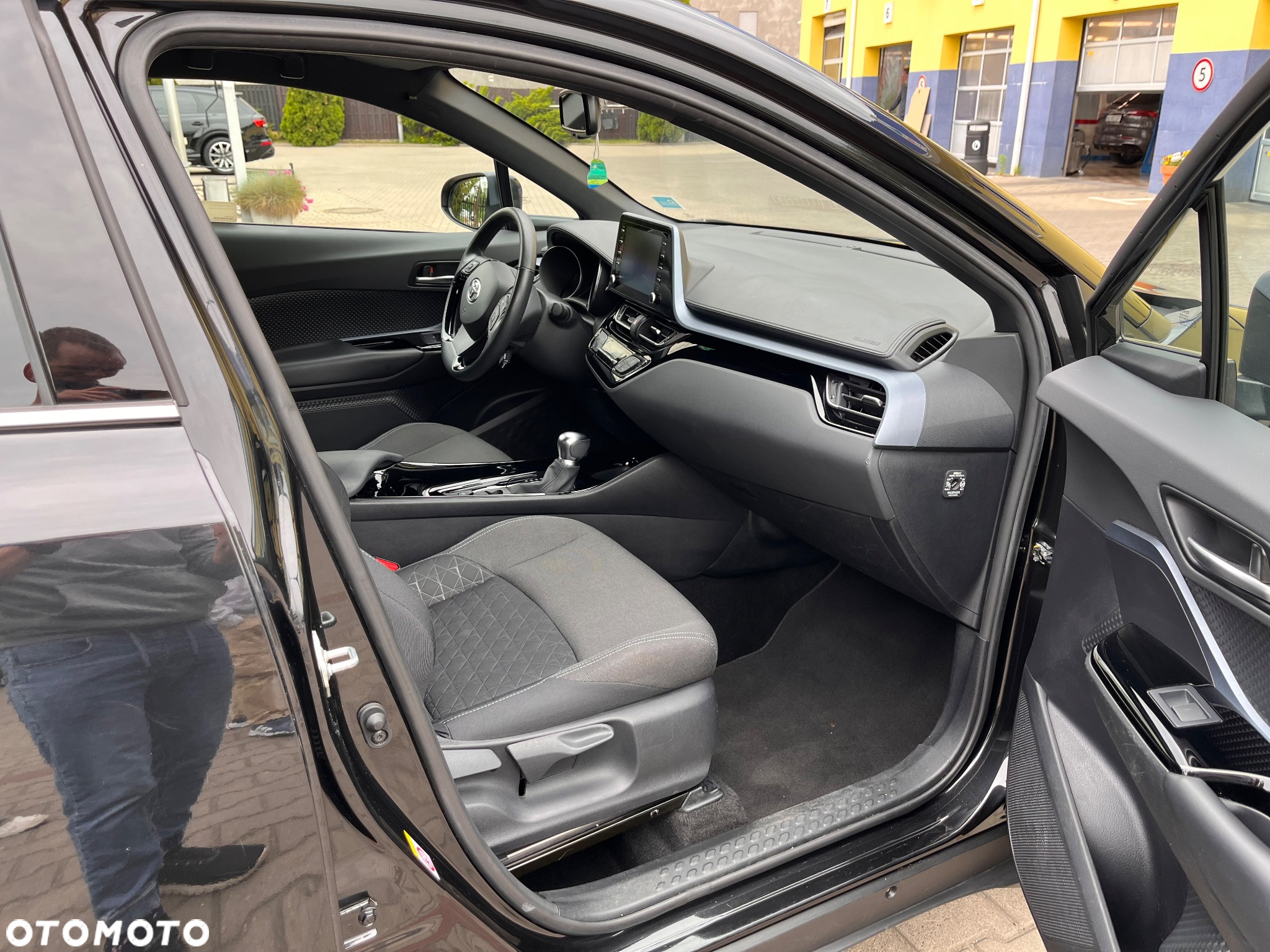 Toyota C-HR 1.8 Hybrid Style - 10