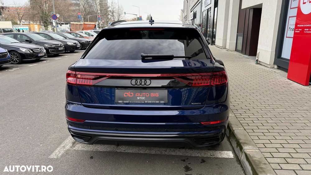 Audi Q8 3.0 55 TFSI quattro Tiptronic MHEV - 5