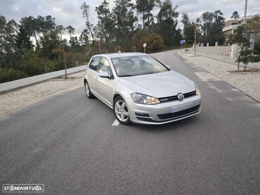 VW Golf 1.6 TDi DPF BlueMotion - 4