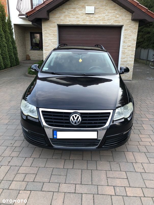 Volkswagen Passat 2.0 TDI Comfortline DSG - 2