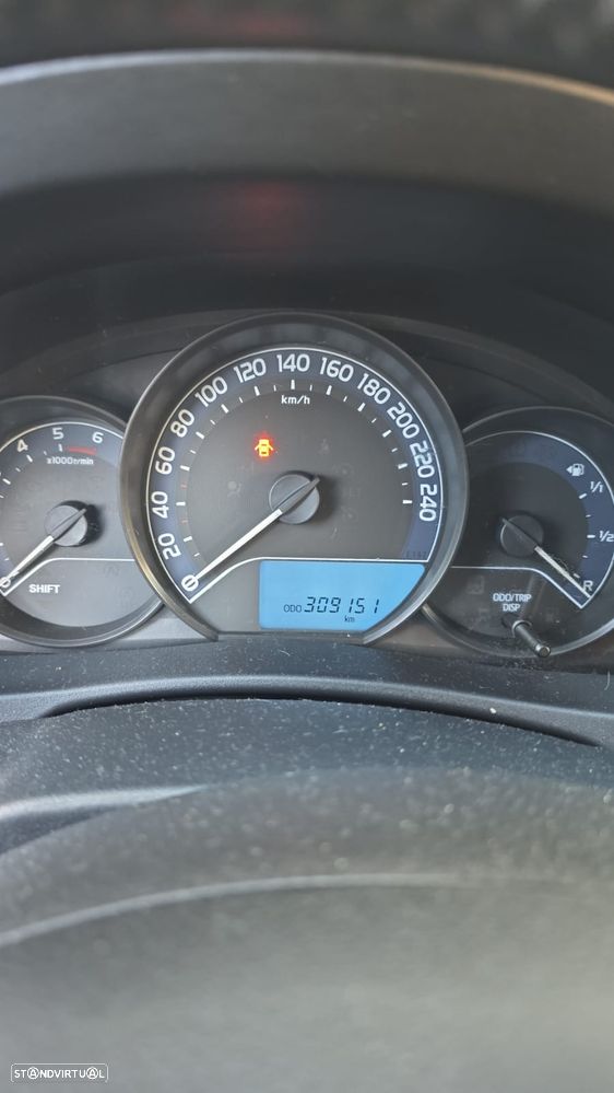 Toyota Auris 1.4 D-4D ACtive - 11