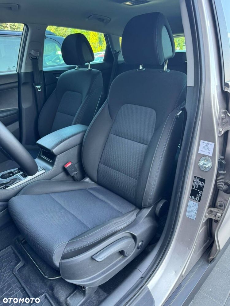 Hyundai Tucson 1.7 CRDI BlueDrive Style 2WD DCT - 16