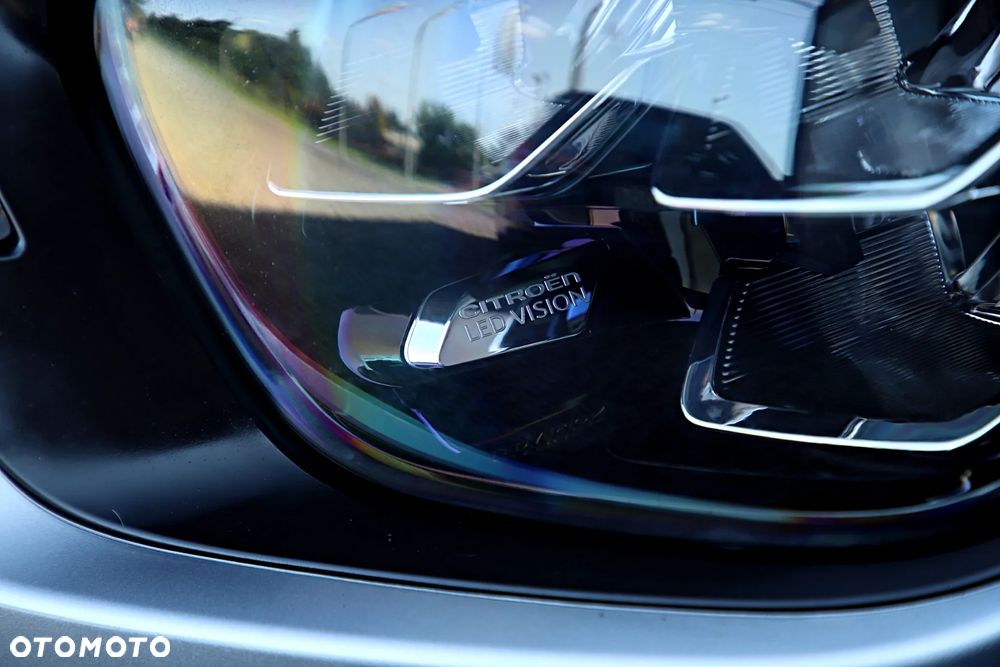 Citroën C3 1.2 PureTech Shine - 19