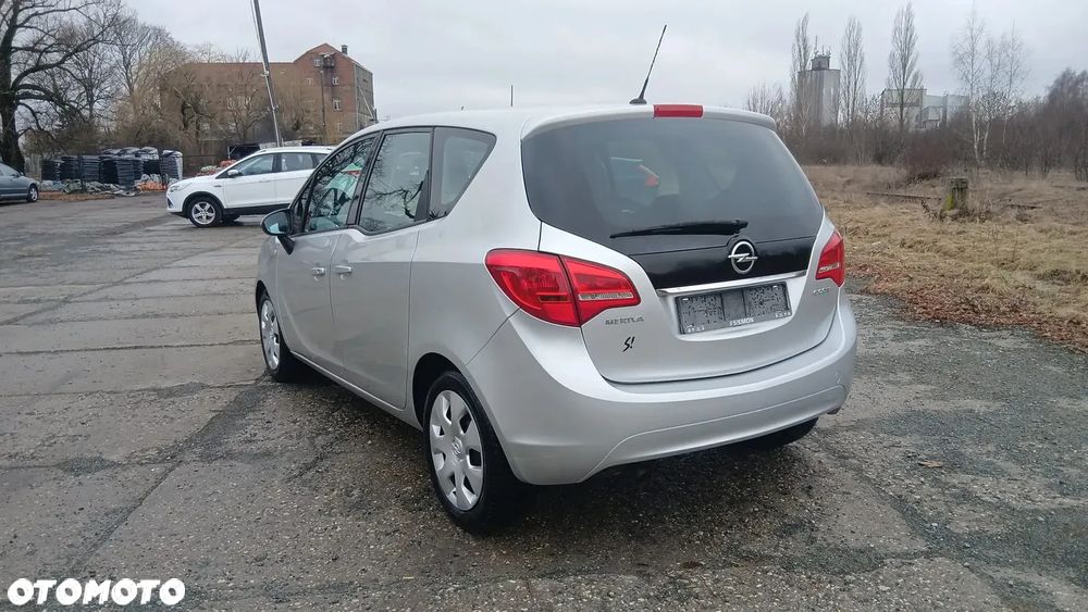 Opel Meriva - 9