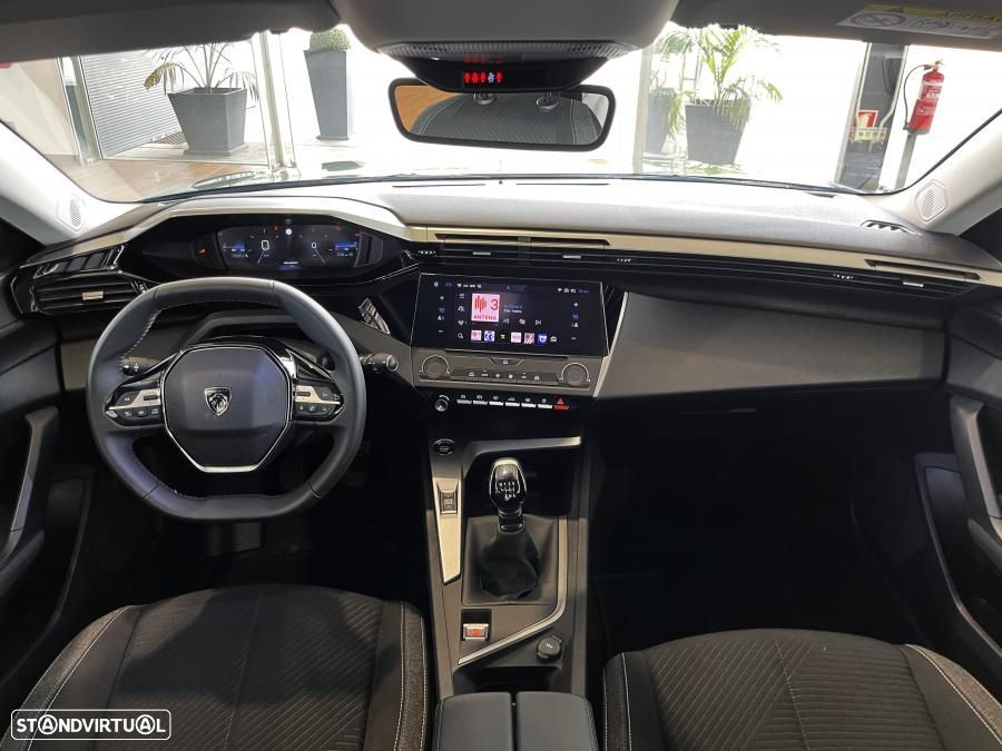 Peugeot 308 1.2 PureTech Active Pack - 28