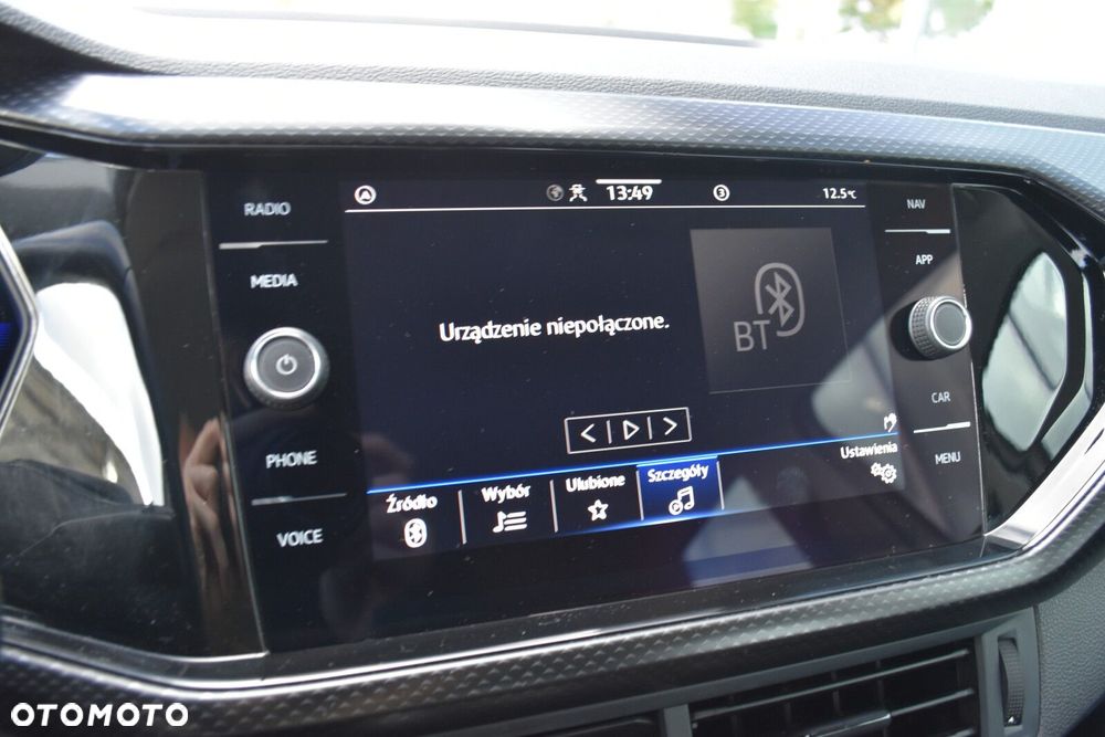 Volkswagen T-Cross - 21