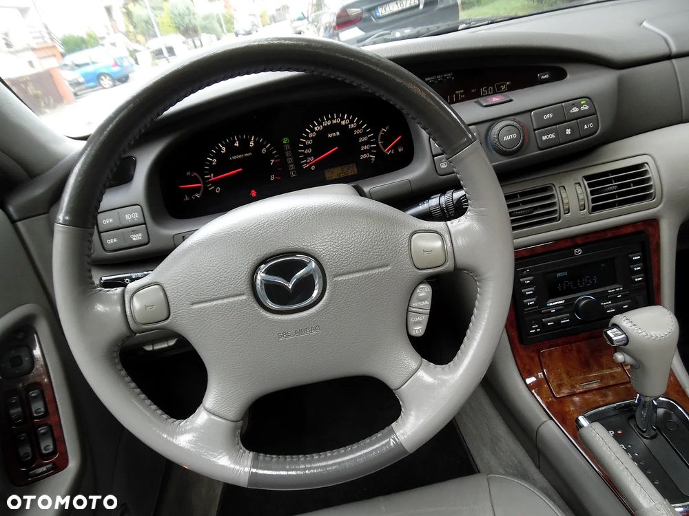 Mazda Xedos - 27
