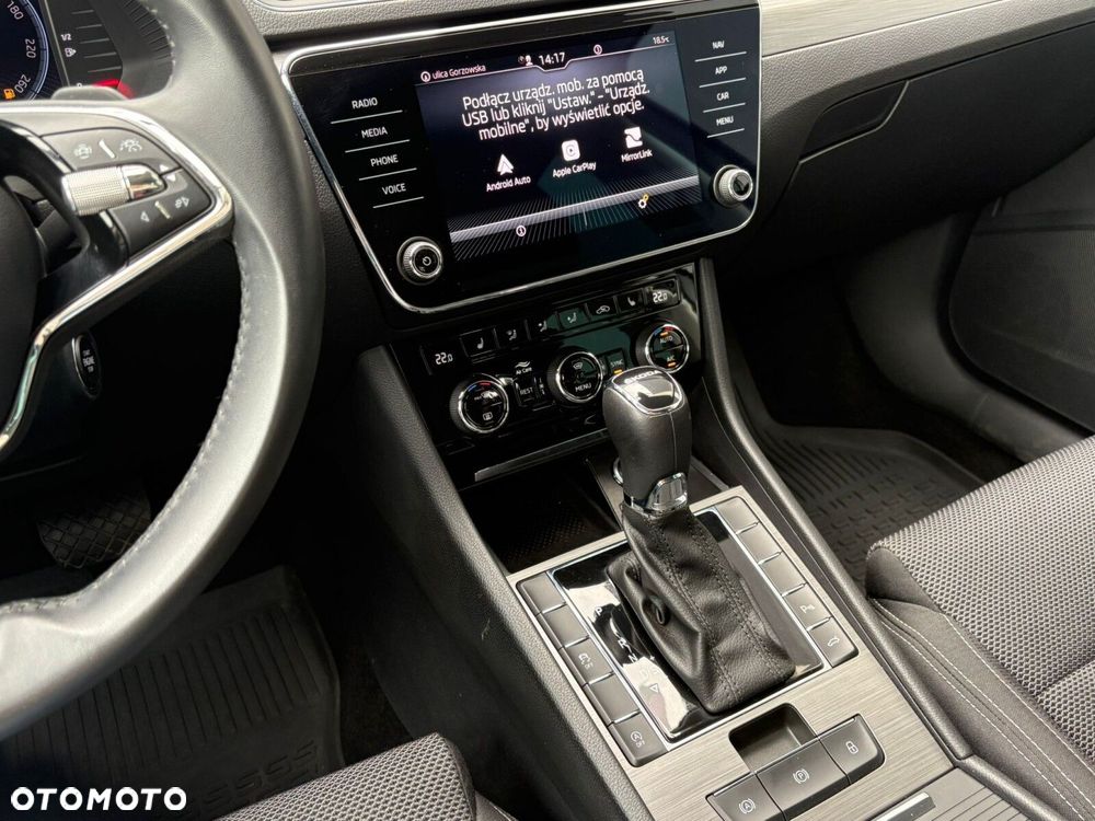 Skoda Superb 2.0 TDI SCR Style DSG - 27