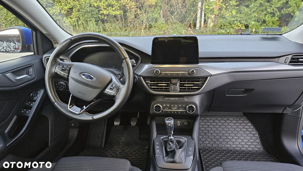Ford Focus 1.5 EcoBoost Titanium - 9