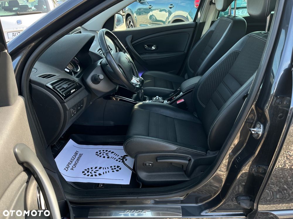 Renault Megane ENERGY TCe 130 BOSE EDITION - 9