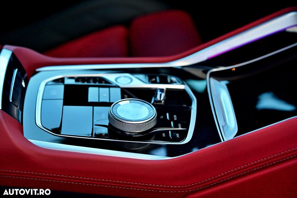 BMW X6 xDrive40d AT MHEV - 29