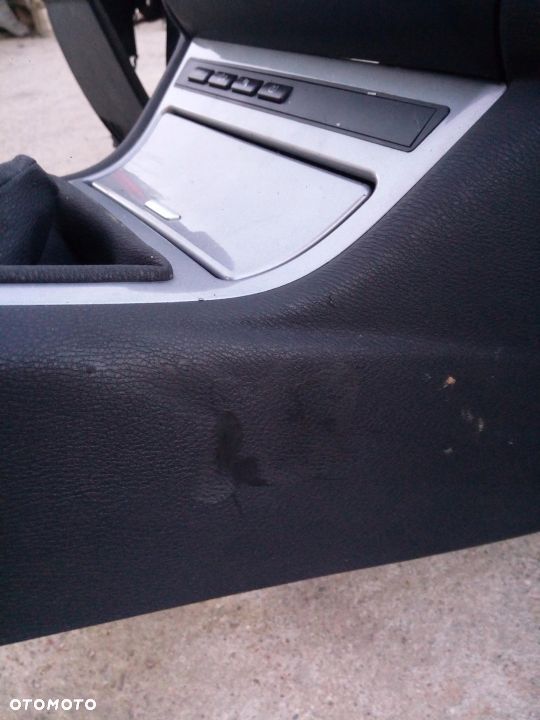 Deska rozdzielcza kokpit BMW E83 X3 LIFT EUROPA - 5