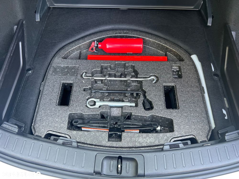 Toyota Corolla 1.8 Hybrid GPF Comfort - 31