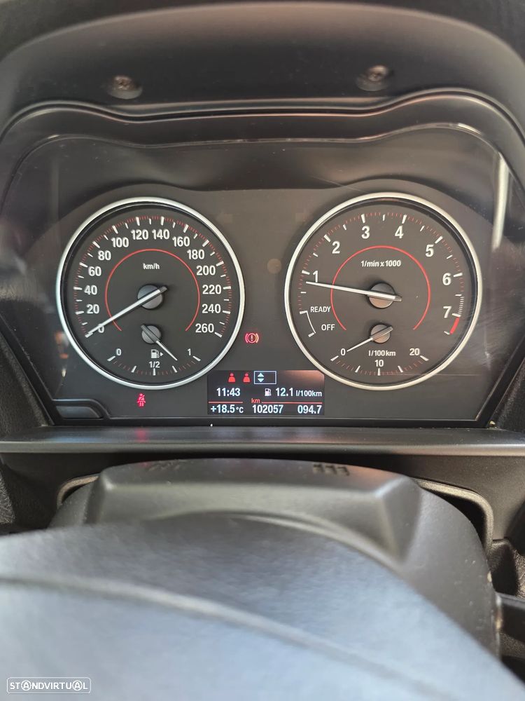 BMW 220 i Sport Line - 13