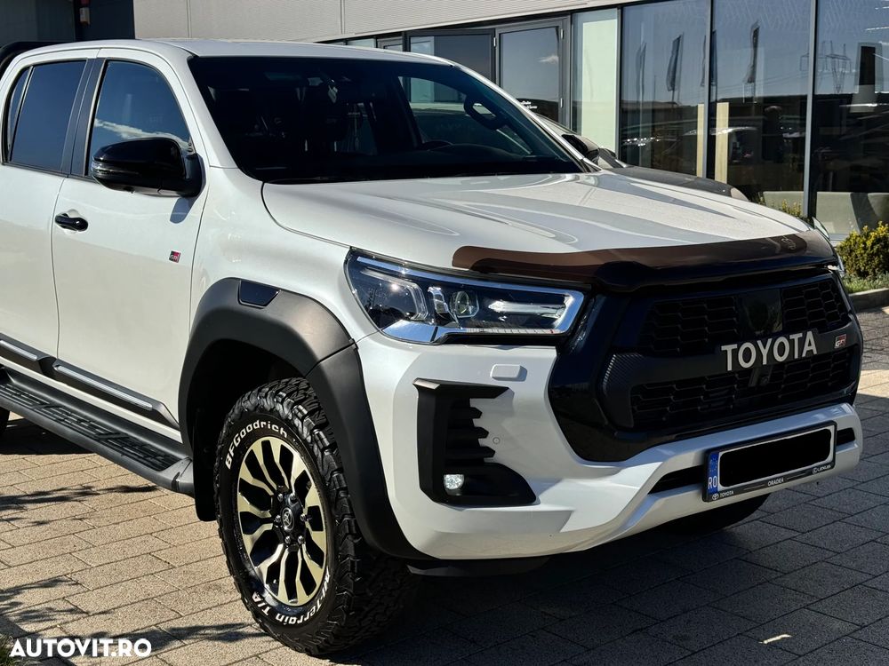 Toyota Hilux 2.8D 204CP 4x4 Double Cab AT GR Sport - 10