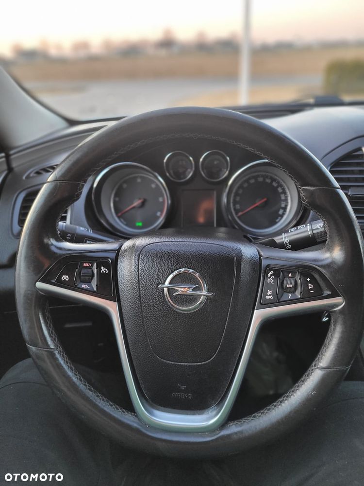 Opel Insignia - 9