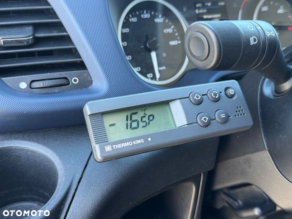 Iveco Daily‼️72C18‼️2021r 3.0 HI-MATIC Chłodnia/Mroźnia zakres -32C/+22C THERMO KING V-500 MAX Źródło Zasilania 400V Grube Ściany/Podłoga Przegroda komorowa‼️ Full LED na bliźniaku Salon Polska DMC7200kg - 23