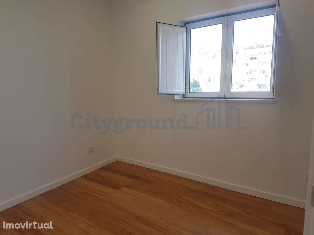Apartamento T3 Duplex com vista rio - Grande imagem: 5/15