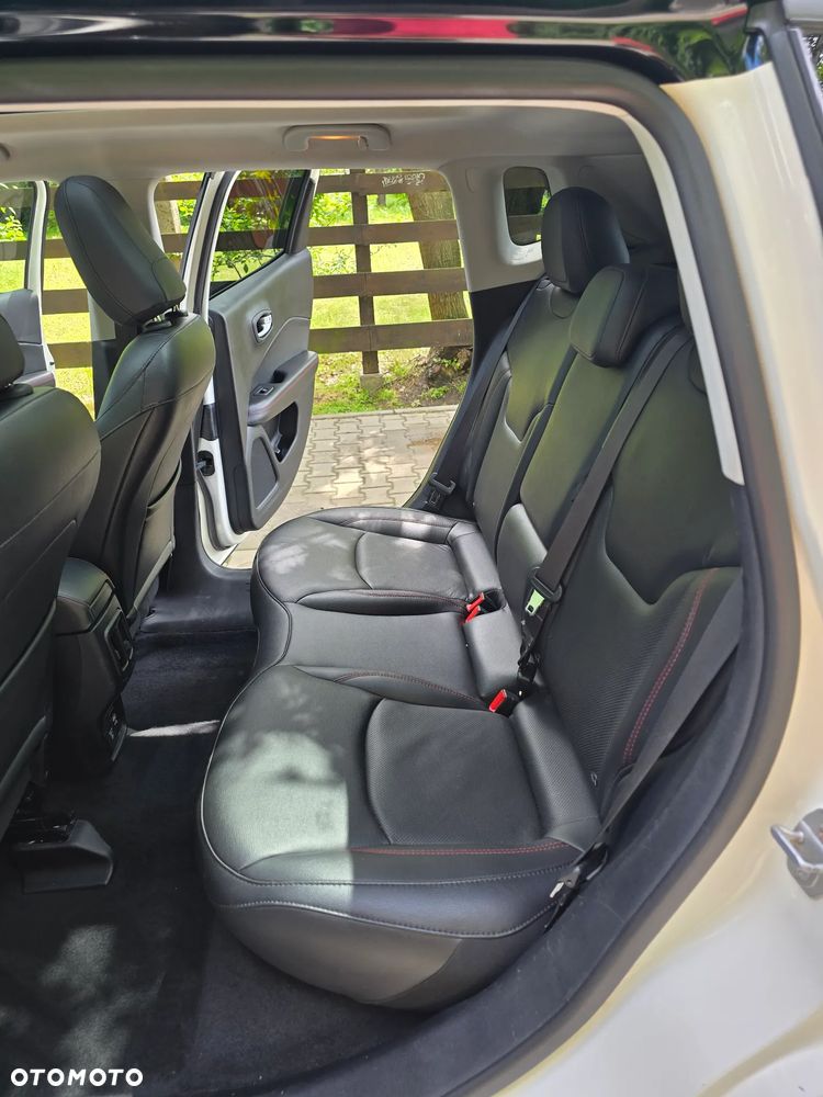 Jeep Compass 2.0 MJD Trailhawk 4WD S&S - 23