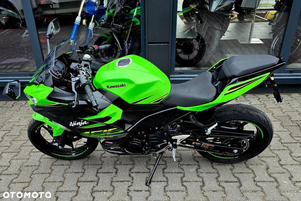 Kawasaki Ninja 400 - 9