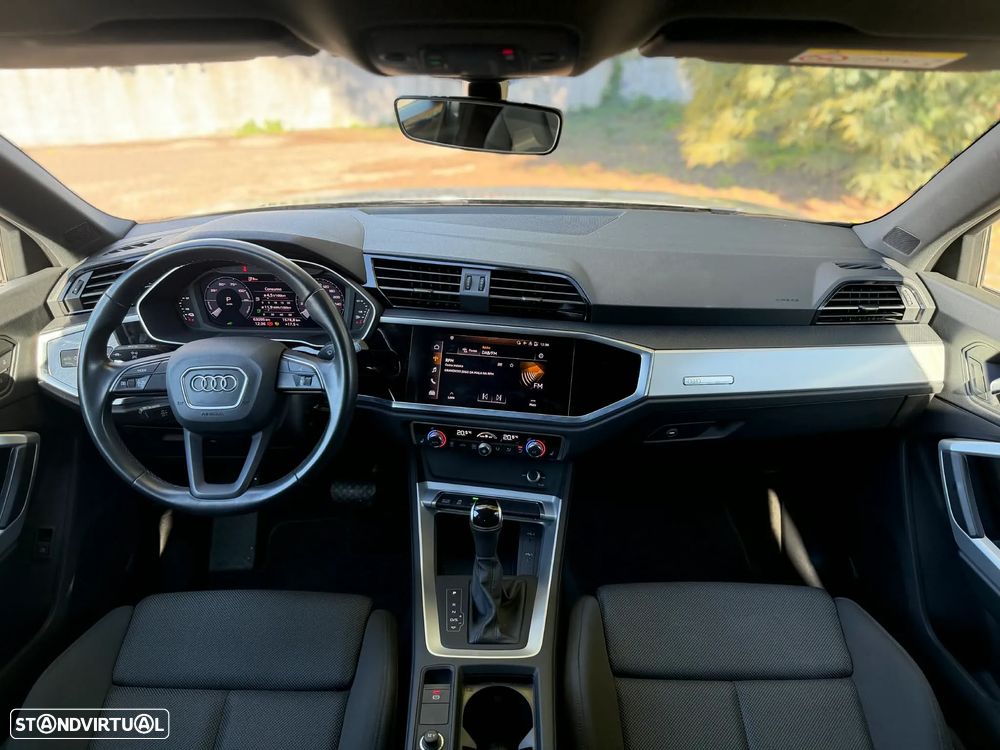 Audi Q3 Sportback 45 TFSIe S line S tronic - 23