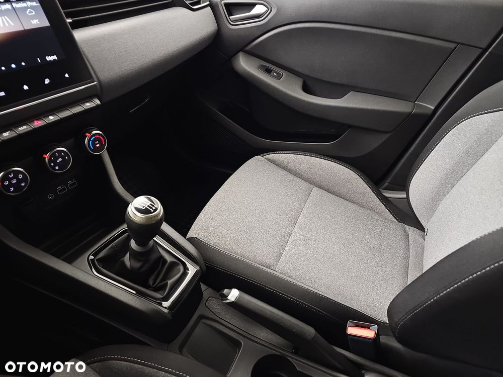 Renault Clio 1.0 TCe Evolution - 17